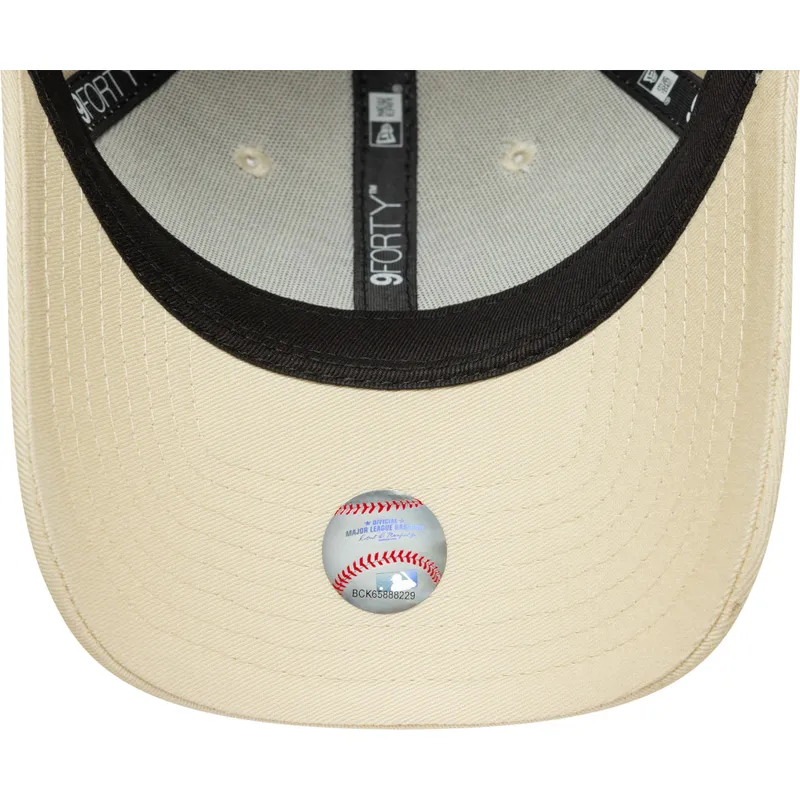 9forty-league-essential-new-york-yankees-mlb-new-era