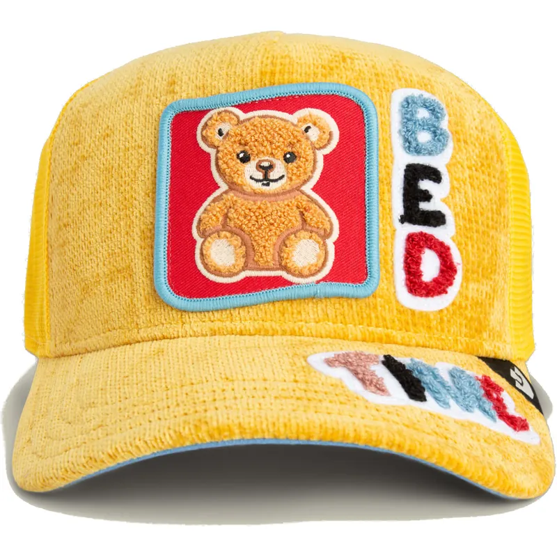 trucker-bed-time-duvet-all-det-happy-thoughts-the-farm-goorin-bros