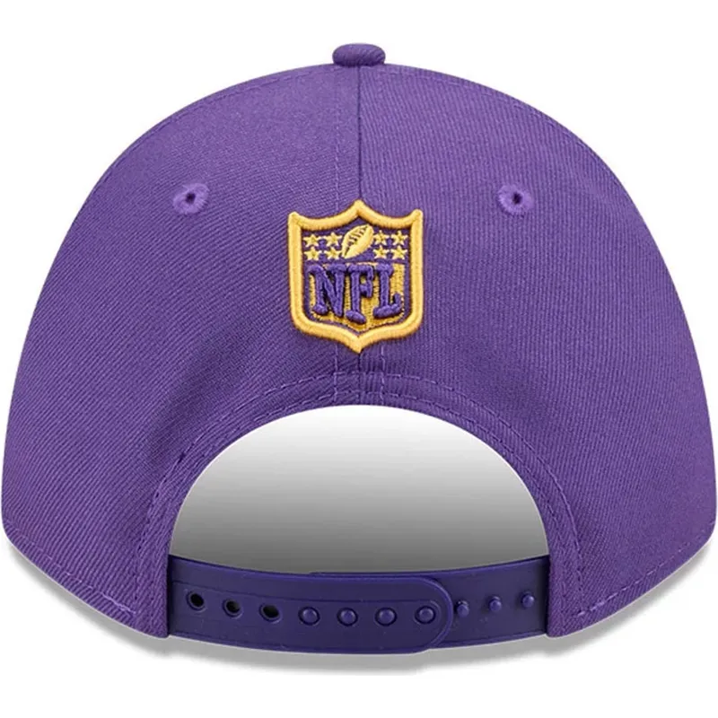 new-era-curved-brim-9forty-m-crown-team-minnesota-vikings-nfl-purple-snapback-cap