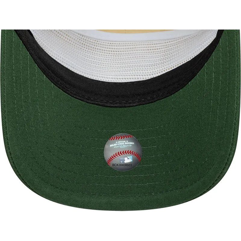 19twenty-washed-graphic-new-york-yankees-mlb-new-era