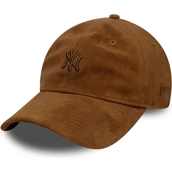 Καπέλα καμπύλη καφέ ρυθμιζόμενη ταινία 9TWENTY Suede από New York Yankees MLB από New Era