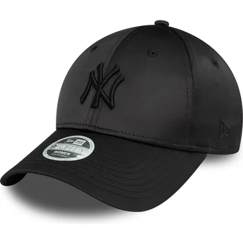 Καπέλα καμπύλη μαύρο snapback 9FORTY Satin από New York Yankees MLB από New Era