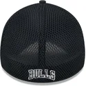 new-era-39thirty-evergreen-neo-chicago-bulls-nba-black-fitted-trucker-hat