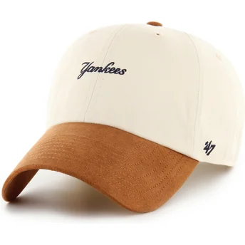 Καπέλα καμπύλη μπεζ ρυθμιζόμενη ταινία Clean Up Mini Script Suede Visor από New York Yankees MLB από 47 Brand