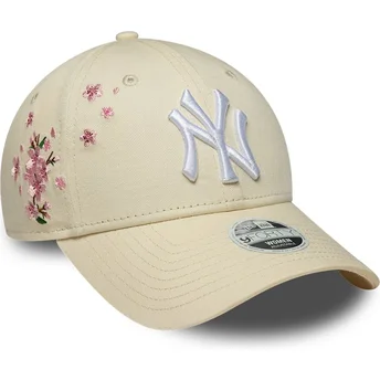 New Era Curved Brim Women 9FORTY Floral Icon Side New York Yankees MLB Beige Adjustable Cap