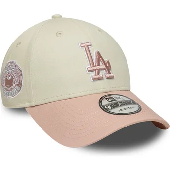Καπέλα καμπύλη μπεζ ρυθμιζόμενη ταινία rosa rosa 9FORTY World Series Patch από Los Angeles Dodgers MLB από New Era