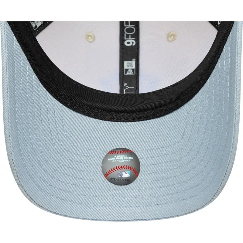 snapback-9forty-m-crown-side-script-new-york-yankees-mlb-new-era