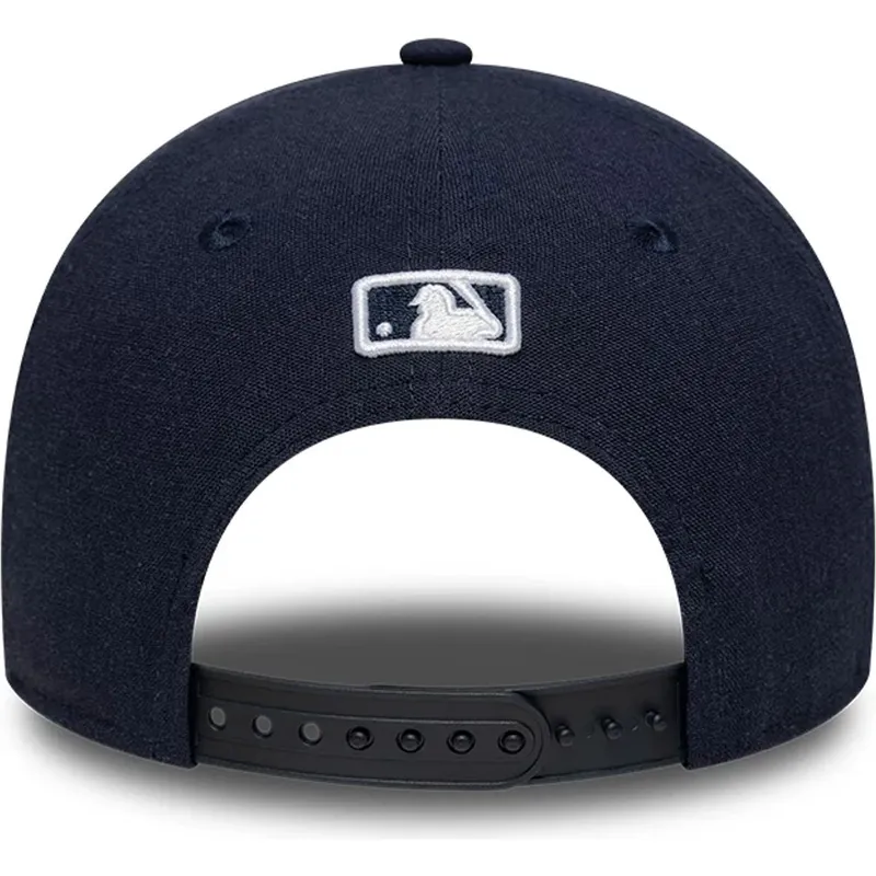 snapback-9forty-m-crown-linen-new-york-yankees-mlb-new-era