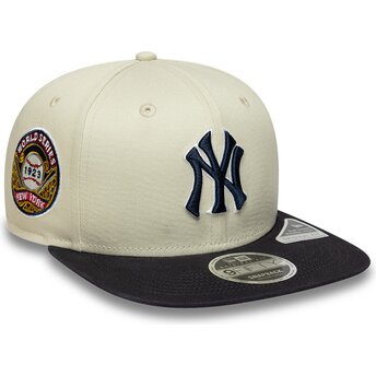 New Era Flat Brim Navy Blue Logo 9FIFTY Original Fit World Series New York Yankees MLB Beige Snapback Cap