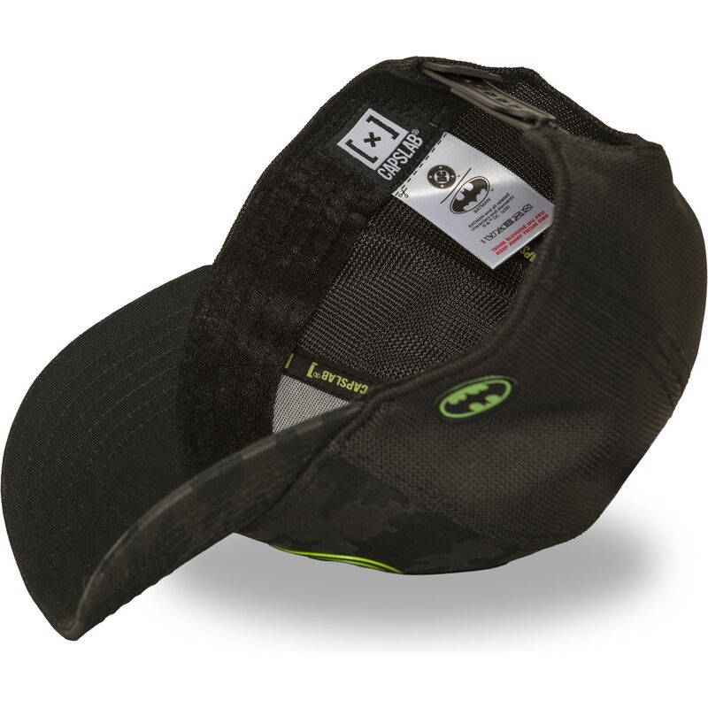 capslab-batman-dc11-logb-dc-comics-camouflage-and-black-trucker-hat capslab-batman-dc11-logb-dc-comics-camouflage-and-black-trucker-hat