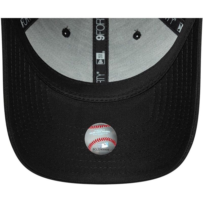 snapback-9forty-m-crown-new-york-yankees-mlb-new-era