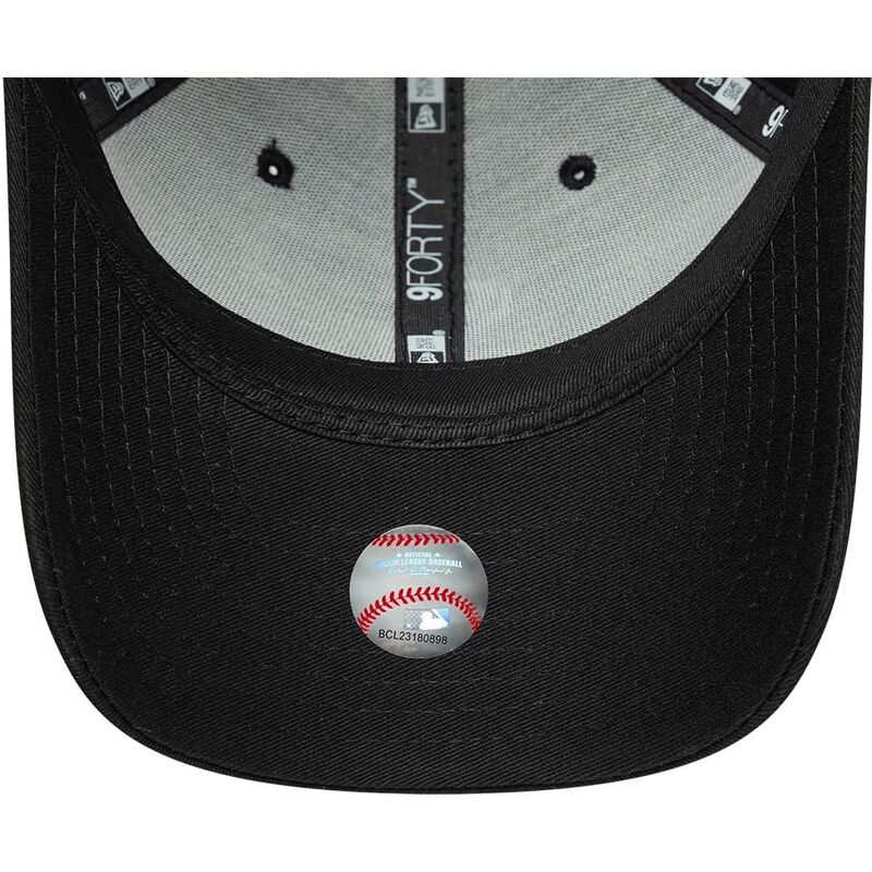 snapback-9forty-m-crown-side-script-chicago-white-sox-mlb-new-era