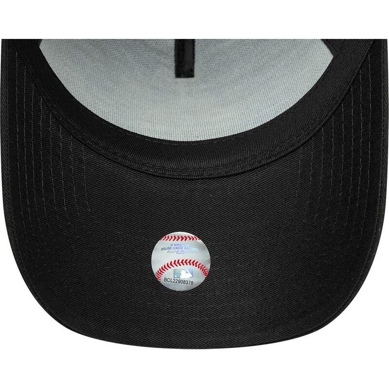 snapback-dorado-e-frame-metallic-outline-new-york-yankees-mlb-new-era snapback-dorado-e-frame-metallic-outline-new-york-yankees-mlb-new-era