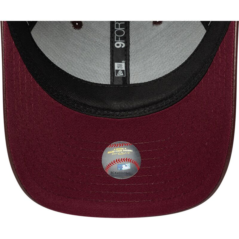 snapback-9forty-m-crown-pu-diamante-new-york-yankees-mlb-new-era