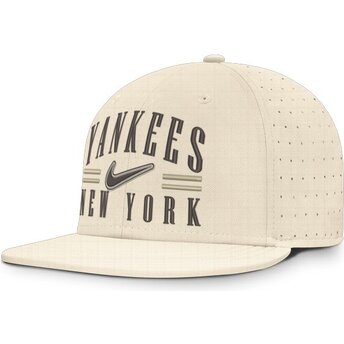 Καπέλα επίπεδη μπεζ προσαρμοσμένο Dri-Fit True Structured Aero Bill από New York Yankees MLB από Nike