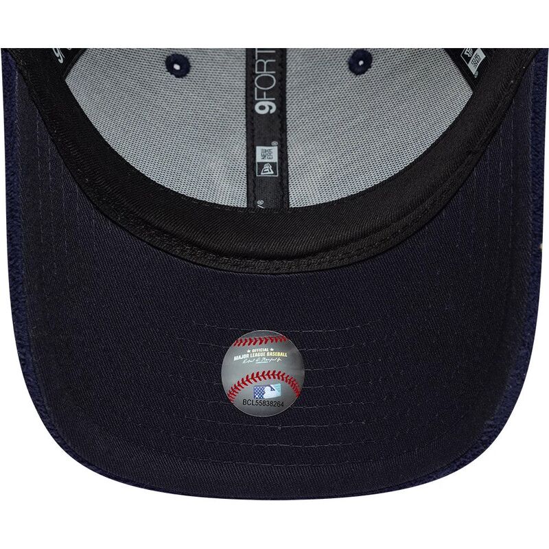 snapback-9forty-m-crown-fleece-new-york-yankees-mlb-new-era snapback-9forty-m-crown-fleece-new-york-yankees-mlb-new-era