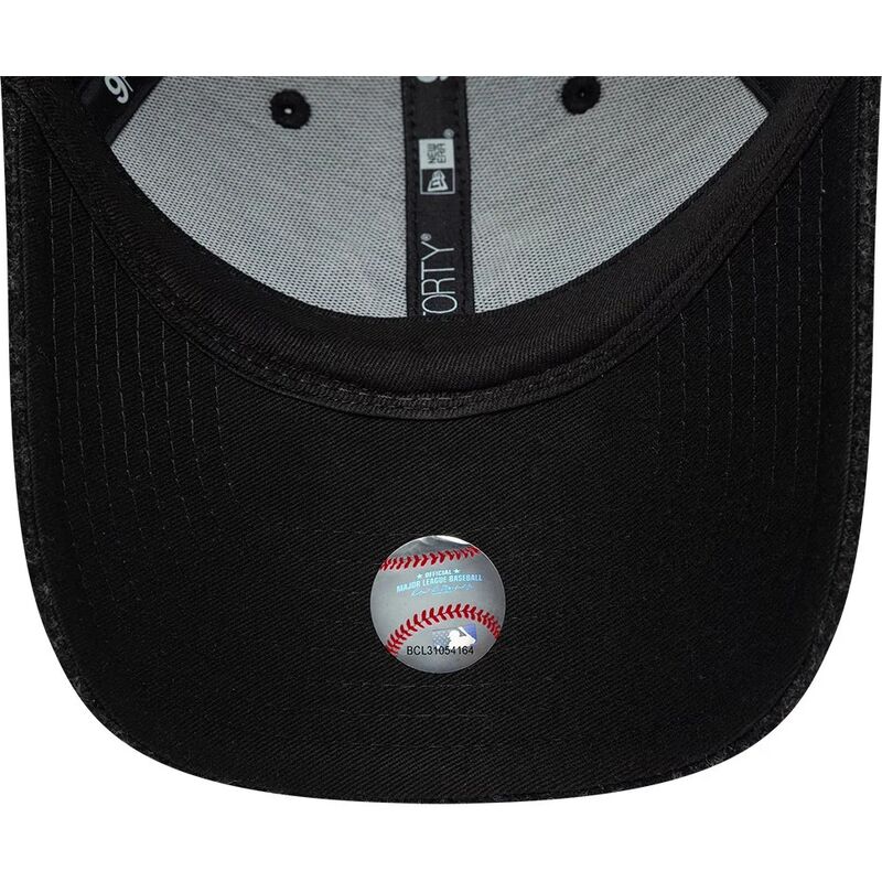 9forty-winter-new-york-yankees-mlb-new-era 9forty-winter-new-york-yankees-mlb-new-era
